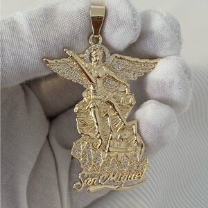 Large San Miguel Pendant
Gold Plated (Pendant Only)